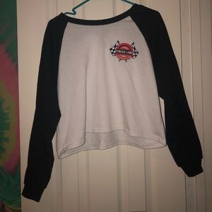 Checkered sleeve crop top